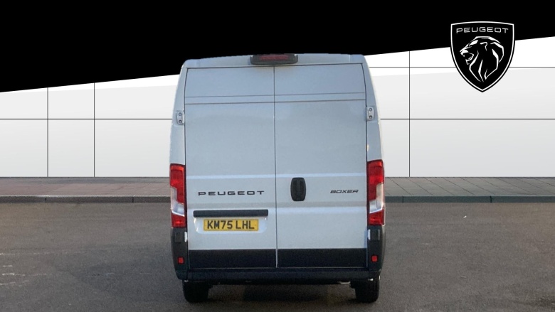 Peugeot Boxer 3500 L2 Diesel 2.2 BlueHDi 140 H2 Van Professional